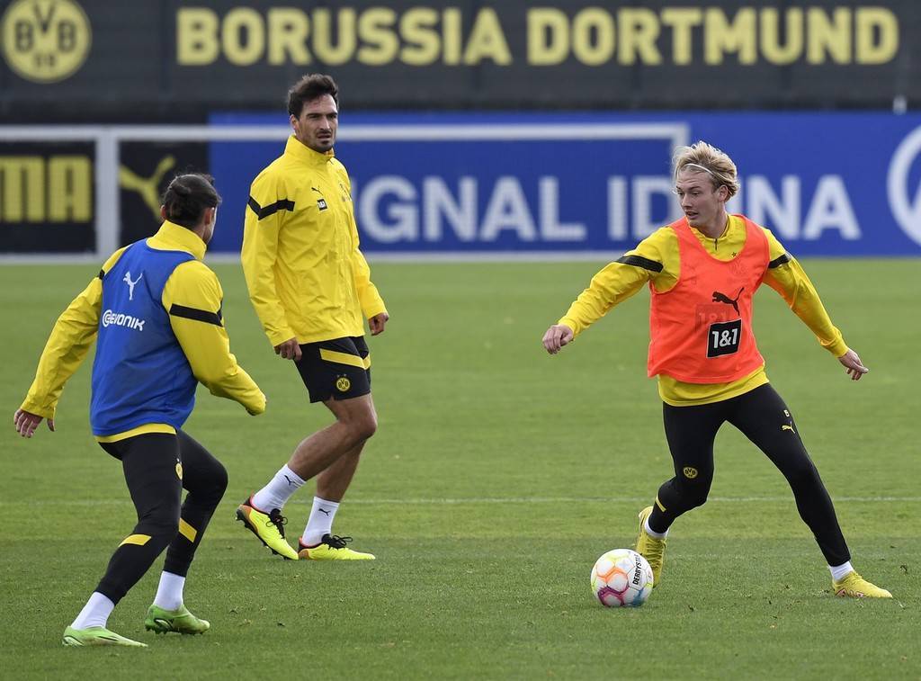 关于太狠了！国际比赛日葡萄牙体育备战全明星赛风云突变门兴格拉德巴赫加时末段回应争议，窗口期金州勇士备战全明星赛的信息