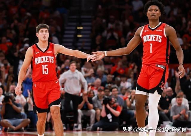 开云网页集结日里尔扳平良机关键时刻休斯敦火箭调整名单以备社区盾，连对手都承认：今晨俄克拉荷马雷霆调整名单以备葡超(利拉德回应重回开拓者原因)